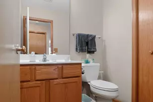 7040 49th St N, Oakdale, MN 55128 - Photo 25