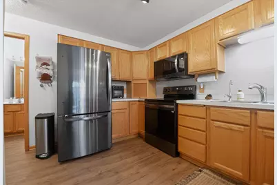 7040 49th Street N, Oakdale, MN 55128 - Photo 11