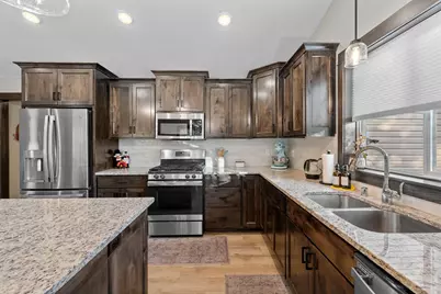 1045 Bellaire Boulevard NW, Isanti, MN 55040 - Photo 11