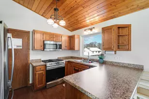 13063 Vernon Ave, Savage, MN 55378 - Photo 15