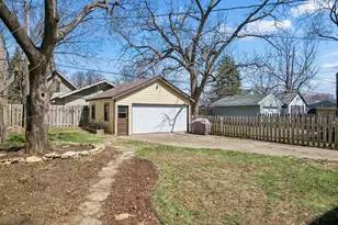 1307 Seminary Ave, Saint Paul, MN 55104 - Photo 47