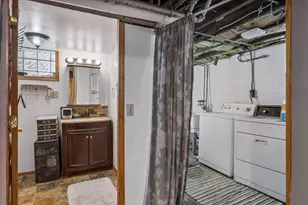 1307 Seminary Ave, Saint Paul, MN 55104 - Photo 41