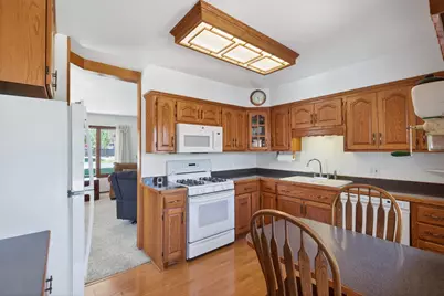 8407 5th Avenue S, Bloomington, MN 55420 - Photo 7