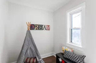 294 Banfil St, Saint Paul, MN 55102 - Photo 5