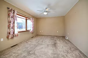 463 Liberty St, Winona, MN 55987 - Photo 3