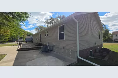 212 1st Street S, Royalton, MN 56373 - Photo 3