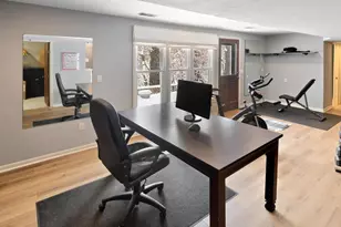 14811 Minnehaha Pl, Wayzata, MN 55391 - Photo 43