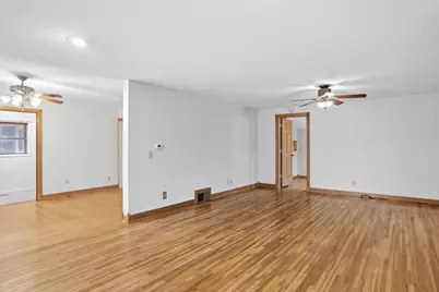 900 Greenvale Avenue W, Northfield, MN 55057 - Photo 5