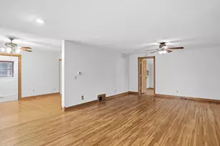 900 Greenvale Ave W, Northfield, MN 55057 - Photo 5