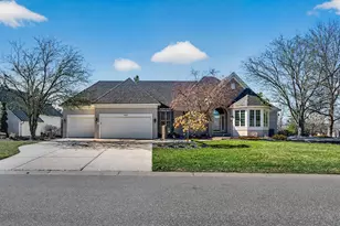 3532 Rae Ln, Woodbury, MN 55125 - Photo 1