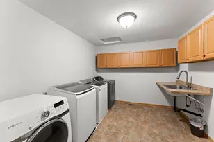 438 Wildwood Rd, Mahtomedi, MN 55115 - Photo 15