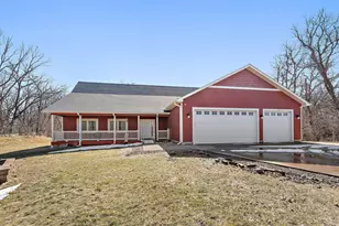 438 Wildwood Rd, Mahtomedi, MN 55115 - Photo 55