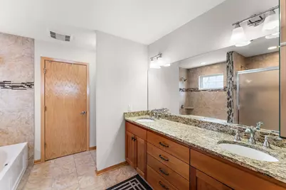 438 Wildwood Road, Mahtomedi, MN 55115 - Photo 19