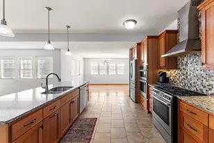 438 Wildwood Rd, Mahtomedi, MN 55115 - Photo 7