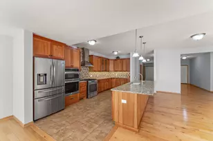 438 Wildwood Rd, Mahtomedi, MN 55115 - Photo 11