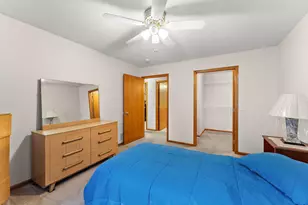 696 Monn Ave, Vadnais Heights, MN 55127 - Photo 11