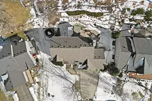 7215 Sunshine Dr, Eden Prairie, MN 55346 - Photo 13