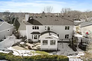 7215 Sunshine Dr, Eden Prairie, MN 55346 - Photo 11