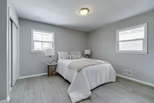 2758 Vincent Ave N, Minneapolis, MN 55411 - Photo 21