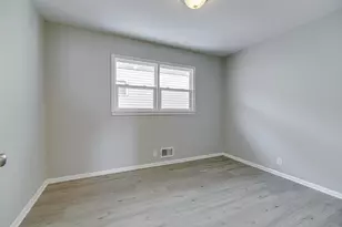 2758 Vincent Ave N, Minneapolis, MN 55411 - Photo 29