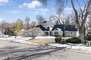 12405 45th Ave N, Plymouth, MN 55442 - Photo 3