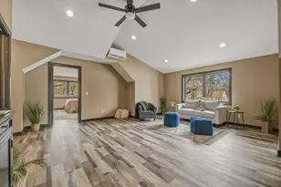 527 Miller Ave SW, Hutchinson, MN 55350 - Photo 23