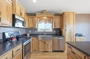 1110 190th St, Dresser, WI 54009 - Photo 9