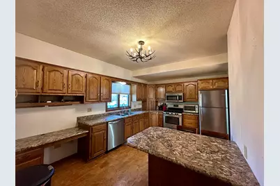 420 N Freeman Avenue, Luverne, MN 56156 - Photo 5