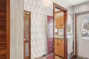 5057 9 Mile Creek Cir, Bloomington, MN 55437 - Photo 15