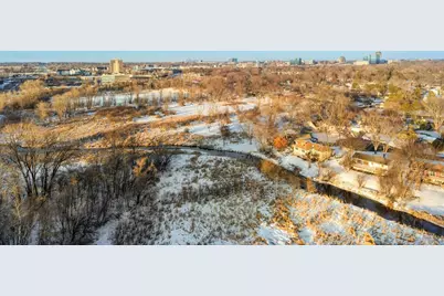 5057 Nine Mile Creek Circle, Bloomington, MN 55437 - Photo 23