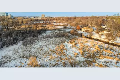 5057 Nine Mile Creek Circle, Bloomington, MN 55437 - Photo 25