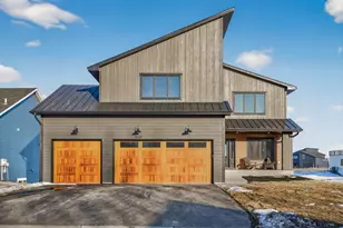 9969 14th Circle NE, Saint Michael, MN 55376 - Photo 1