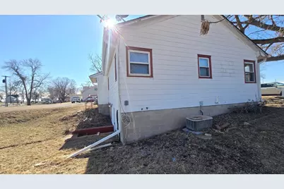 201 Euclid Street, Alden, MN 56009 - Photo 5