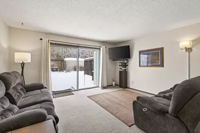 6042 Golden Valley Road, Golden Valley, MN 55422 - Photo 9