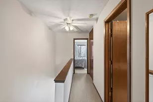 6042 Golden Valley Rd, Golden Valley, MN 55422 - Photo 17
