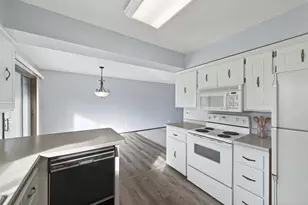 21306 Heath Ave N, Forest Lake, MN 55025 - Photo 11