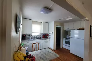 593 Grove St SW, Hutchinson, MN 55350 - Photo 5