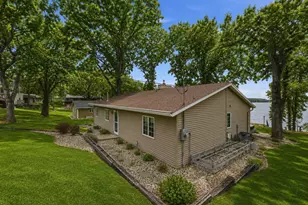 13630 2nd St NE, Spicer, MN 56288 - Photo 5