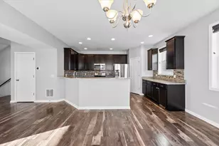 9575 Jefferson Dr, Chanhassen, MN 55317 - Photo 3