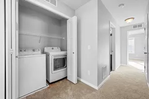 9575 Jefferson Dr, Chanhassen, MN 55317 - Photo 13