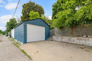 2219 E 36 1/2 St, Minneapolis, MN 55407 - Photo 55