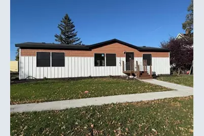 123 8th Street N, Breckenridge, MN 56520 - Photo 1