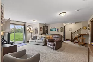 1305 Meadow Ct, Shakopee, MN 55379 - Photo 21