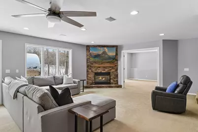 9125 Abbywood Road, Chaska, MN 55318 - Photo 21