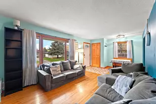 7169 Clay Ave, Inver Grove Heights, MN 55076 - Photo 3