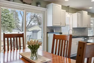 8131 Upton Ave S, Bloomington, MN 55431 - Photo 11