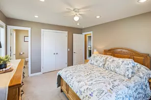 8131 Upton Ave S, Bloomington, MN 55431 - Photo 15