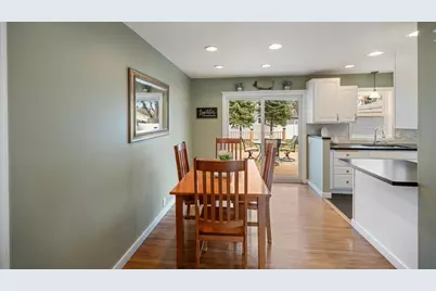 8131 Upton Avenue S, Bloomington, MN 55431 - Photo 13