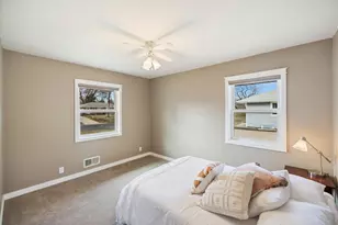 8131 Upton Ave S, Bloomington, MN 55431 - Photo 17