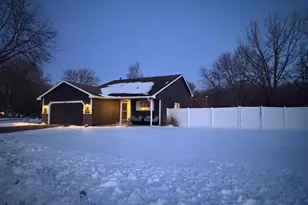 631 Conestoga Trail, Chanhassen, MN 55317 - Photo 3